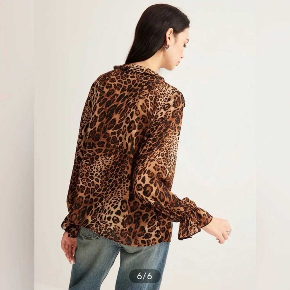 Commense Leopard Printed Ruffle Blouse NWT Size M - Picture 4 of 6